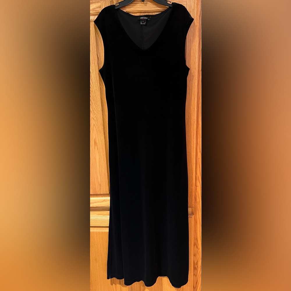 Karen Kane Instyle Women’s Black Velvet V-Neck Sleeveless Maxi Dress Size Medium